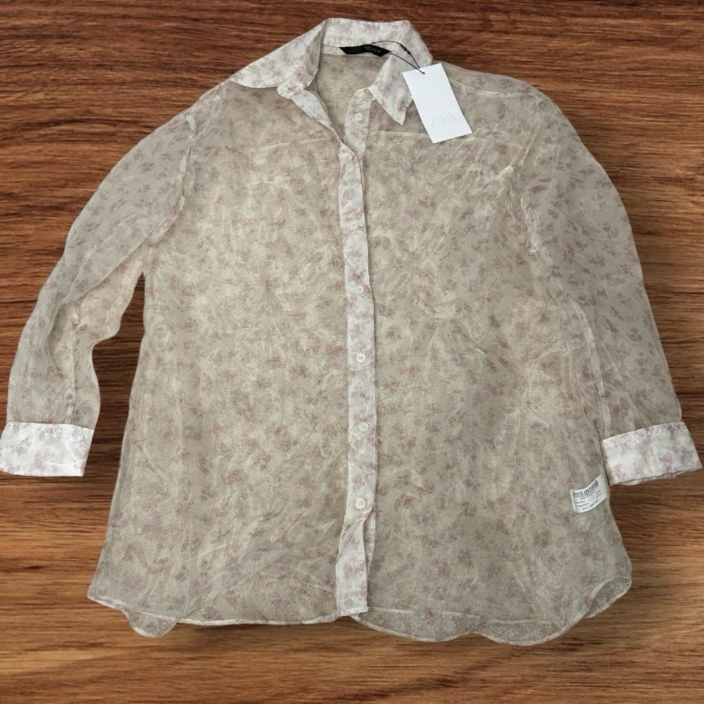 ZARA Sheer Floral Button-Up Blouse NWT SZ Small Lavender‎ Rose Print Cuff Sleeve